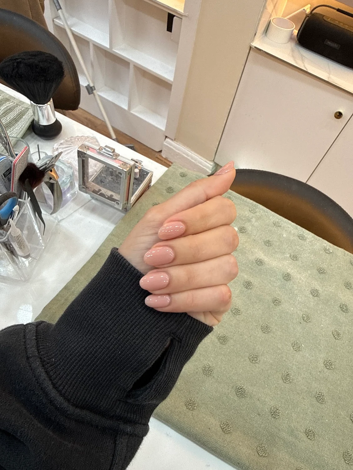 Nail Art - pink rounded nails